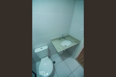 Apartamento para alugar com 73m², 3 quartos e 2 vagas Apartamento para alugar com 73m², 3 quartos e 2 vagasBanheiro