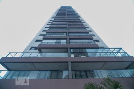 Apartamento para alugar com 73m², 3 quartos e 2 vagas Apartamento para alugar com 73m², 3 quartos e 2 vagasFachada
