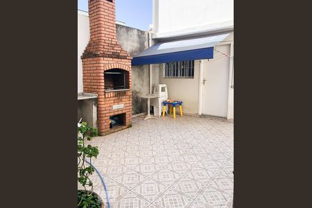 Casa à venda com 180m², 5 quartos e 3 vagasQuintal