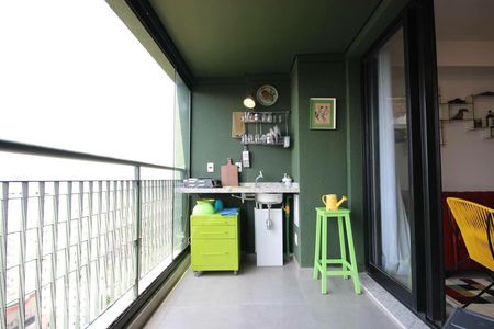 Studio à venda com 35m², 1 quarto e sem vaga Studio à venda com 35m², 1 quarto e sem vagaVaranda