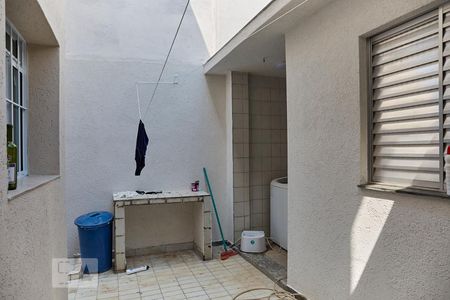 Casa à venda com 102m², 2 quartos e 2 vagasQuintal