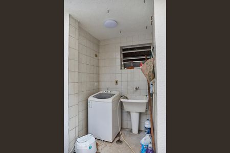 Casa à venda com 102m², 2 quartos e 2 vagasÁrea de Serviço