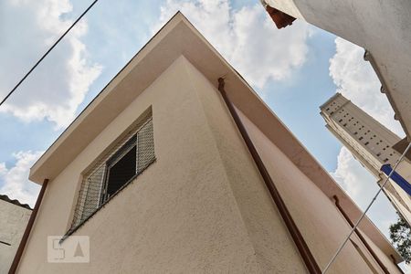 Casa à venda com 102m², 2 quartos e 2 vagasDetalhe