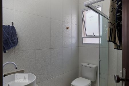 Casa à venda com 102m², 2 quartos e 2 vagasBanheiro