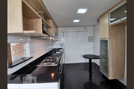Apartamento à venda com 103m², 3 quartos e 2 vagasCozinha