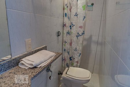 Apartamento para alugar com 372m², 5 quartos e 3 vagas Apartamento para alugar com 372m², 5 quartos e 3 vagasBanheiro da Suíte 01
