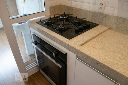 Apartamento à venda com 80m², 2 quartos e 2 vagasCOZINHA