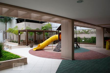 Apartamento à venda com 80m², 2 quartos e 2 vagasÁREA COMUM