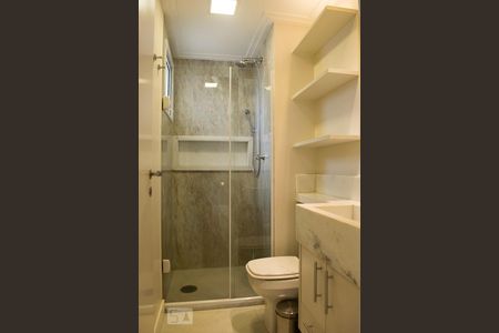 Apartamento à venda com 80m², 2 quartos e 2 vagasBANHEIRO 2 SUITE