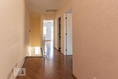 Casa de condomínio à venda com 155m², 3 quartos e 4 vagasCorredor 