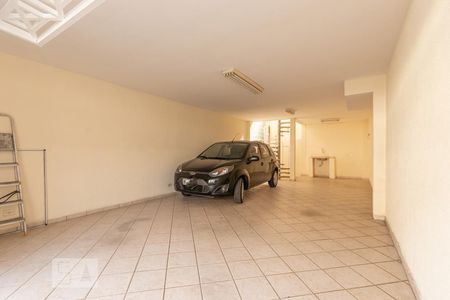 Casa de condomínio à venda com 155m², 3 quartos e 4 vagasGaragem 