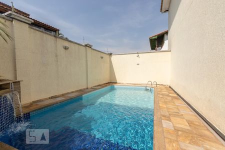Casa de condomínio à venda com 155m², 3 quartos e 4 vagasPiscina