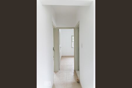 Corredor de apartamento para alugar com 2 quartos, 130m² em Vila Natália, São Paulo