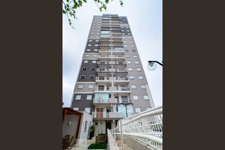 Apartamento à venda com 47m², 2 quartos e 1 vaga Apartamento à venda com 47m², 2 quartos e 1 vagaFachada