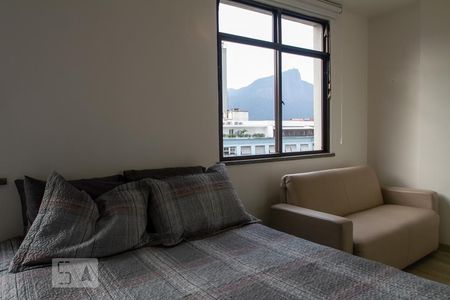 Apartamento para alugar com 60m², 1 quarto e 1 vagaQuarto - Suíte
