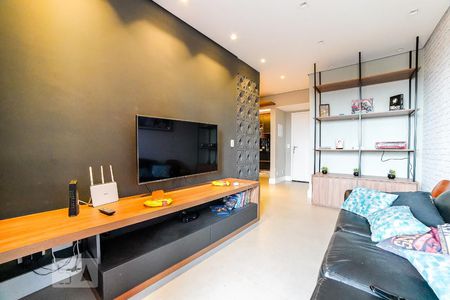 Sala de apartamento para alugar com 3 quartos, 70m² em Vila Gustavo, São Paulo