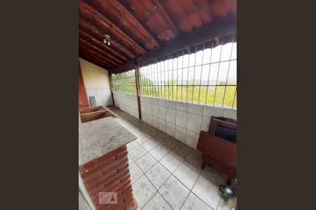 Casa para alugar com 290m², 3 quartos e 2 vagasÁrea de Serviço