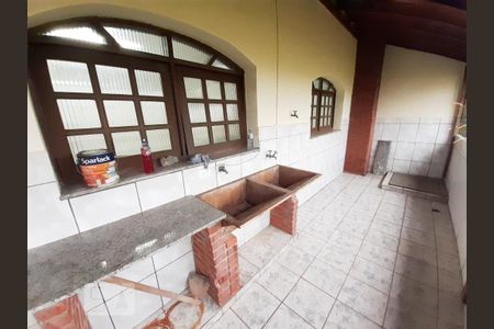Casa para alugar com 290m², 3 quartos e 2 vagasÁrea de Serviço