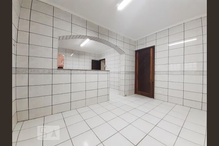 Casa para alugar com 290m², 3 quartos e 2 vagasCozinha