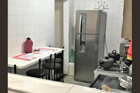 Cozinha de kitnet/studio à venda com 1 quarto, 35m² em Liberdade, São Paulo