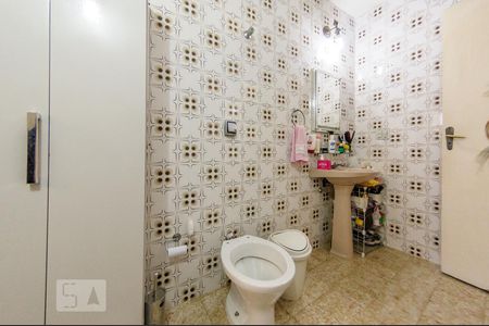 Apartamento à venda com 57m², 1 quarto e sem vaga Apartamento à venda com 57m², 1 quarto e sem vagaBanheiro