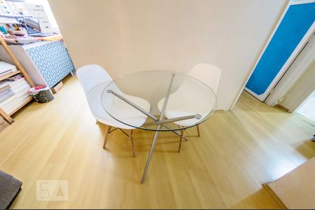 Sala de apartamento à venda com 1 quarto, 57m² em Centro, Campinas
