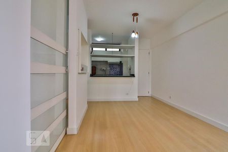 Sala de apartamento à venda com 1 quarto, 42m² em Vila Madalena, São Paulo