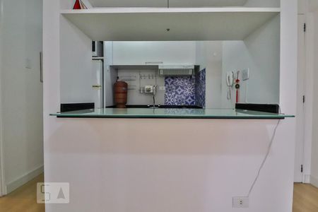 Cozinha de apartamento à venda com 1 quarto, 42m² em Vila Madalena, São Paulo