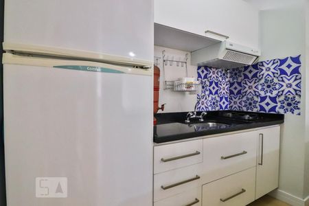 Cozinha de apartamento à venda com 1 quarto, 42m² em Vila Madalena, São Paulo