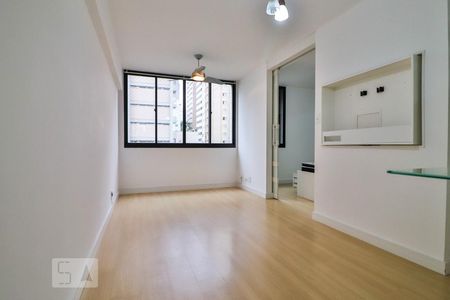 Sala de apartamento à venda com 1 quarto, 42m² em Vila Madalena, São Paulo
