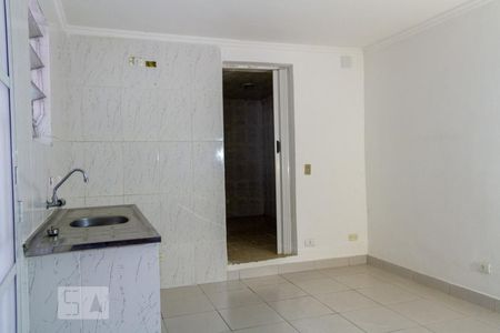Casa para alugar com 1 quarto, 50m² em Vila Ipojuca, São Paulo