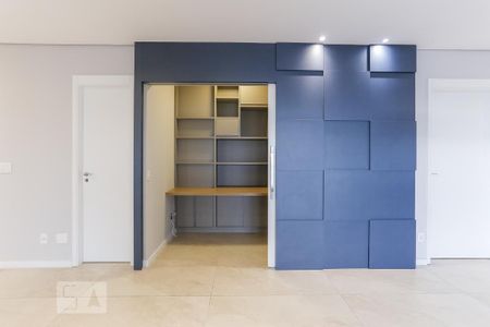 Sala de apartamento para alugar com 3 quartos, 132m² em Vila Anastácio, São Paulo