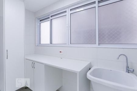 Apartamento para alugar com 132m², 3 quartos e 2 vagasÁrea de Serviço