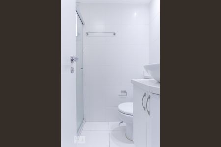 Banheiro Suíte 1 de apartamento para alugar com 3 quartos, 132m² em Vila Anastácio, São Paulo