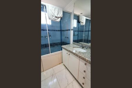 Apartamento para alugar com 132m², 3 quartos e 2 vagasBanheiro da Suíte 3