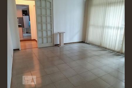 Sala de casa à venda com 3 quartos, 198m² em Braz de Pina, Rio de Janeiro