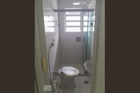 Banheiro - Suíte de casa à venda com 3 quartos, 198m² em Braz de Pina, Rio de Janeiro