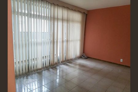 Sala de casa à venda com 3 quartos, 198m² em Braz de Pina, Rio de Janeiro