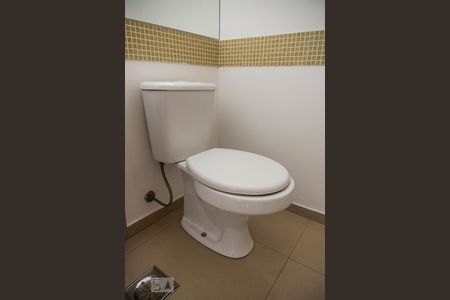 Apartamento à venda com 80m², 2 quartos e 1 vaga Apartamento à venda com 80m², 2 quartos e 1 vagaBanheiro Social