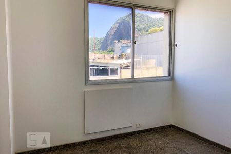 Quarto 1 de apartamento à venda com 2 quartos, 80m² em Leme, Rio de Janeiro