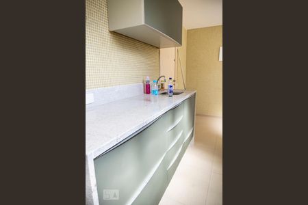 Apartamento à venda com 80m², 2 quartos e 1 vaga Apartamento à venda com 80m², 2 quartos e 1 vagaCozinha