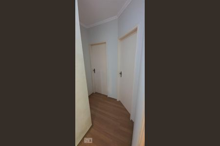 Corredor de apartamento à venda com 3 quartos, 68m² em Jardim Taquaral, São Paulo