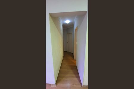 Corredor de apartamento à venda com 3 quartos, 68m² em Jardim Taquaral, São Paulo