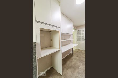 Apartamento à venda com 78m², 2 quartos e 1 vagaCozinha