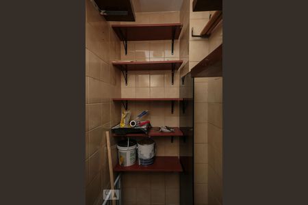 Apartamento à venda com 74m², 2 quartos e 1 vagaBanheiro de Serviço