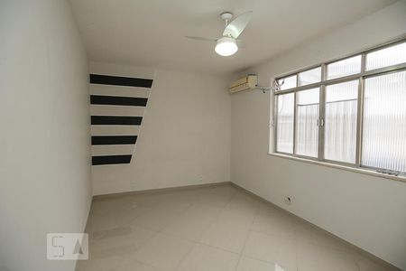 Quarto 2 de apartamento para alugar com 2 quartos, 74m² em Lins de Vasconcelos, Rio de Janeiro