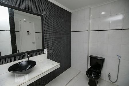 Apartamento à venda com 74m², 2 quartos e 1 vagaBanheiro