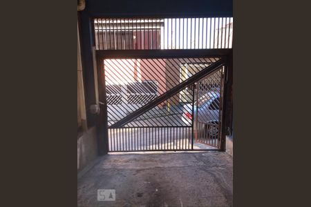 Casa para alugar com 120m², 2 quartos e 2 vagasQuintal/Garagem