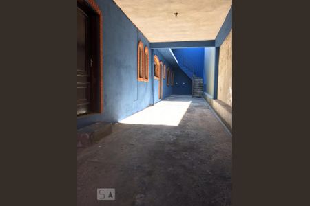 Casa para alugar com 120m², 2 quartos e 2 vagasQuintal/Garagem