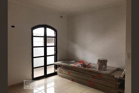 Quarto 1 de casa para alugar com 2 quartos, 120m² em Veloso, Osasco